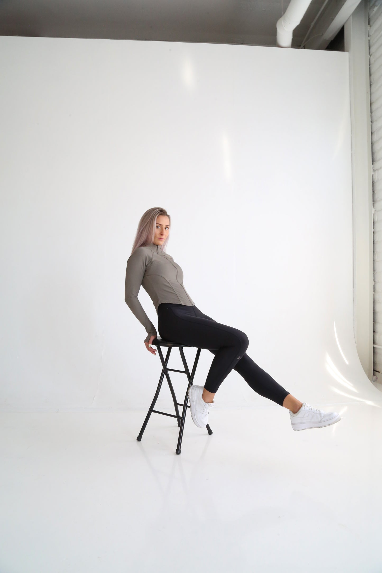 ALIGNED LONG SLEEVE ZIP