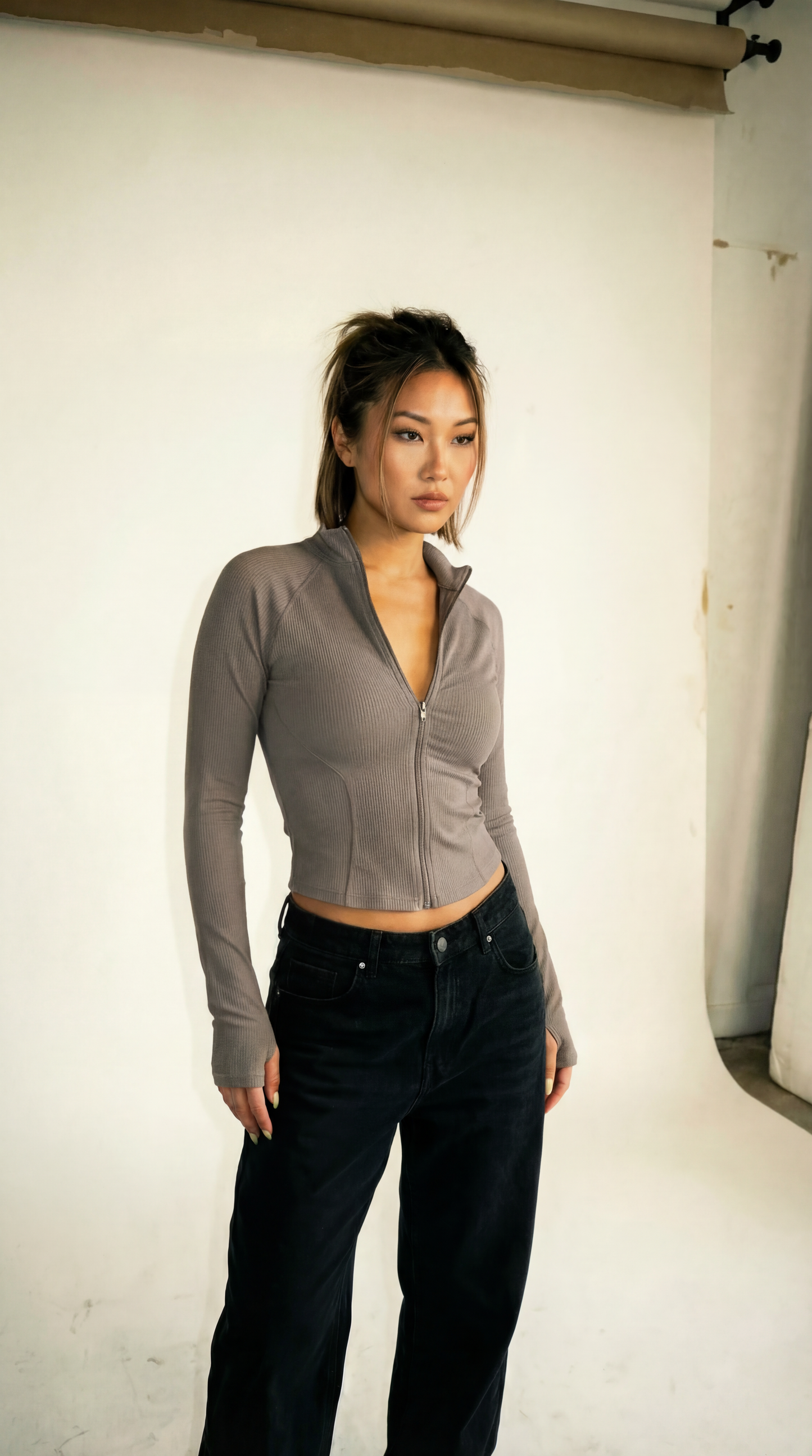 ALIGNED LONG SLEEVE ZIP